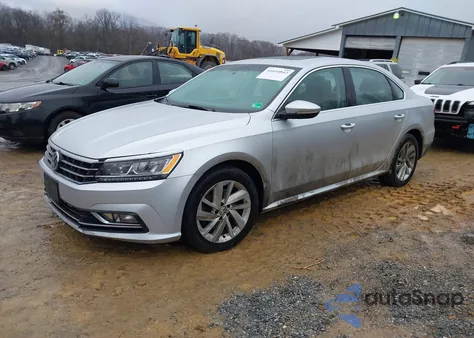 2018 Volkswagen Passat 2.0T Se z USA, uszkodzony, nr VIN 1VWBA7A35JC049960
